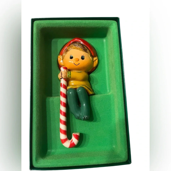 Vintage 1984 Hallmark Christmas Boy Pixie Elf Stocking Holder Candy Cane - Picture 5 of 7